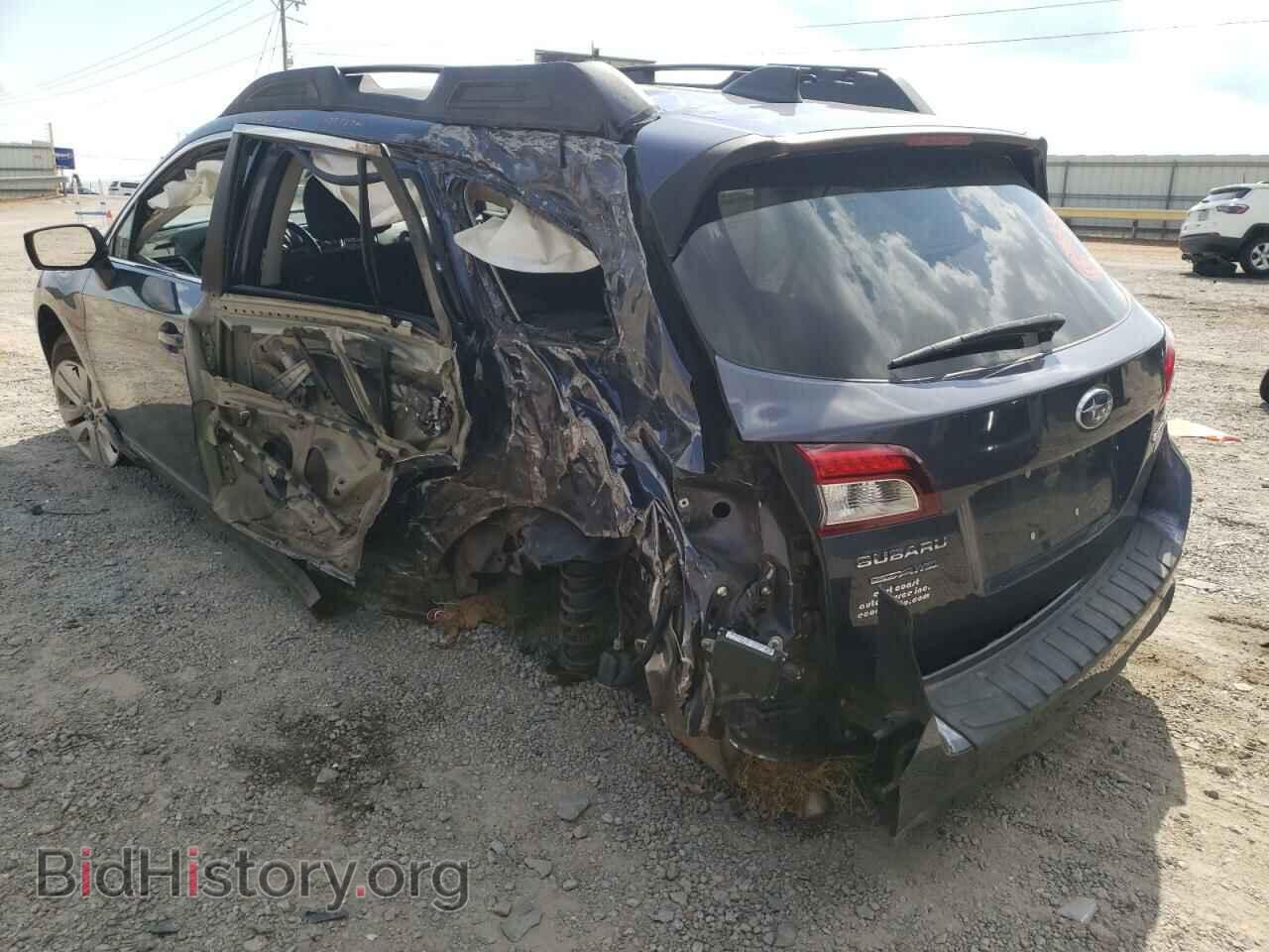 2017 SUBARU OUTBACK - VIN: 4S4BSAHC8H3325122 - Photo 3