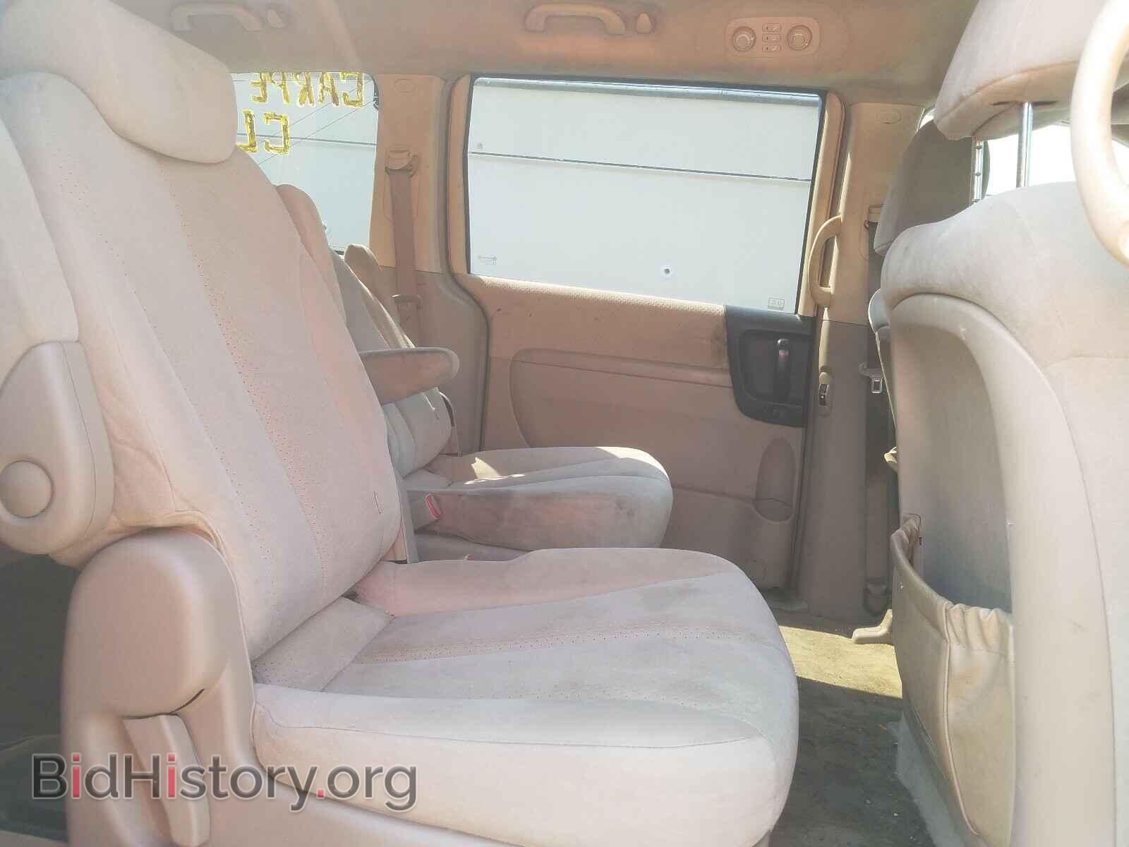 2007 HYUNDAI ENTOURAGE - VIN: KNDMC233776014446 - Фото 6