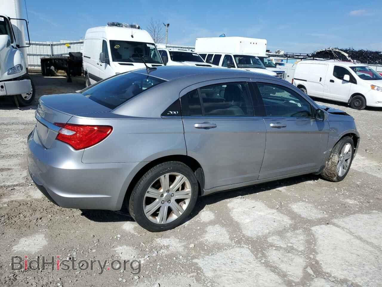 2013 CHRYSLER 200 - VIN: 1C3CCBBB8DN705558 - Фото 3