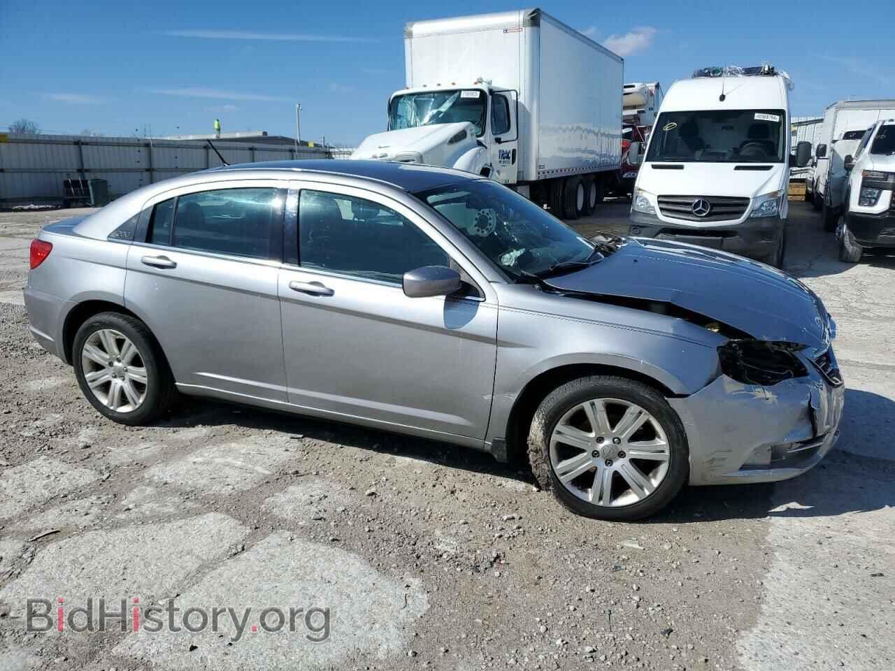 2013 CHRYSLER 200 - VIN: 1C3CCBBB8DN705558 - Фото 4
