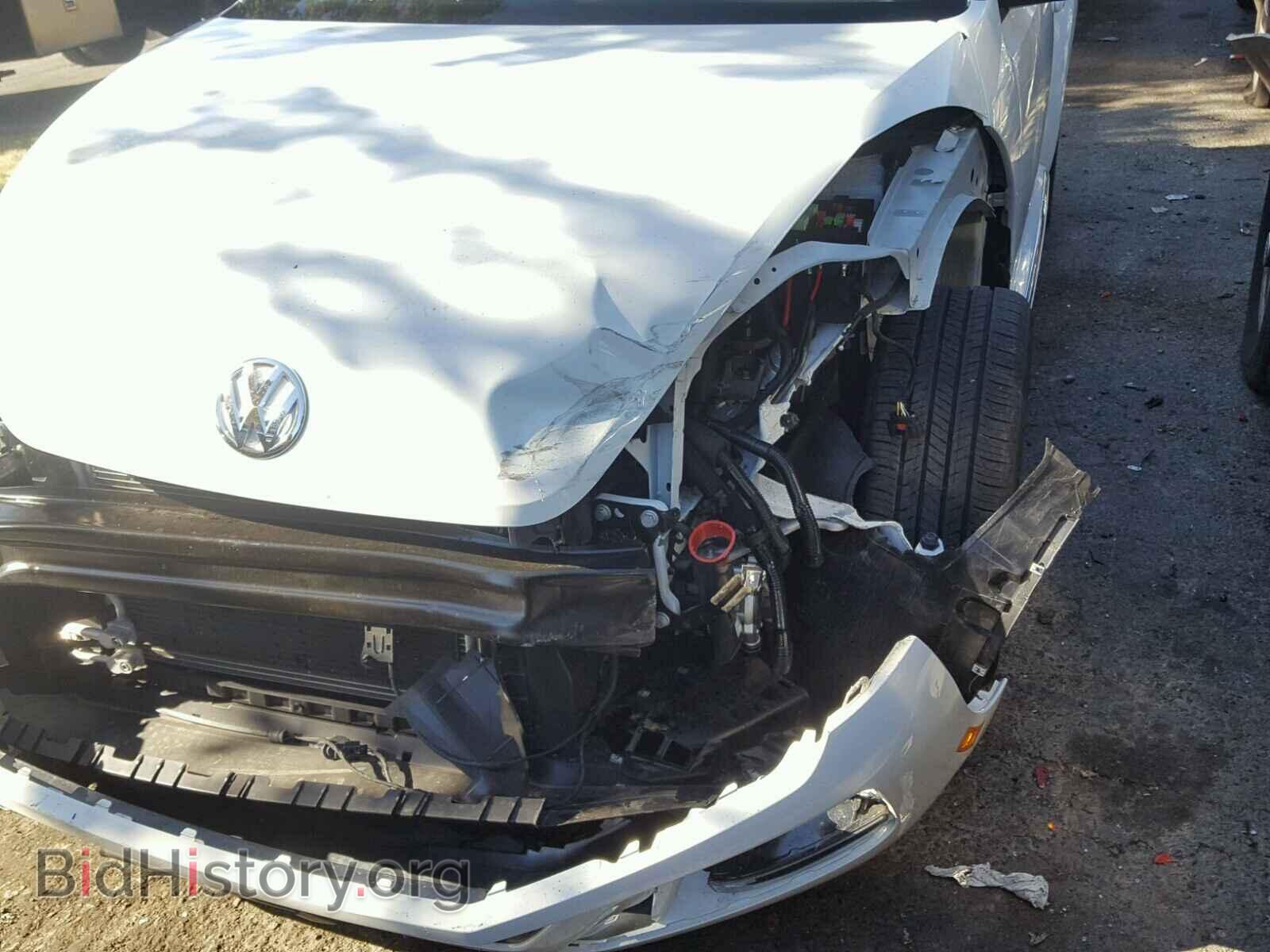 2017 VOLKSWAGEN BEETLE - VIN: 3VWJ17AT1HM606724 - Фото 9