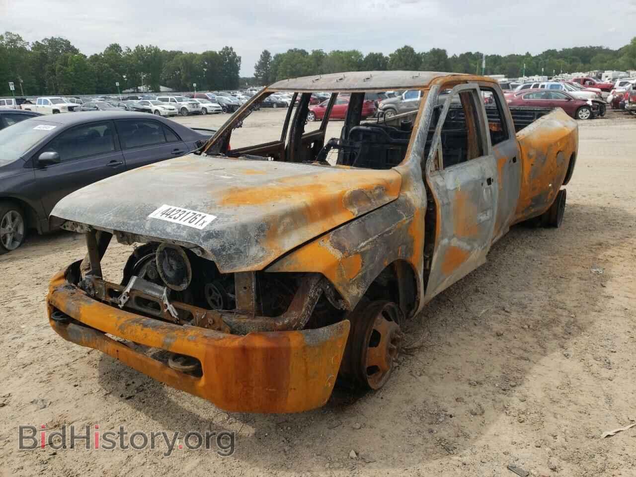 2018 RAM 3500 - VIN: 3C63RRGL3JG421769 - Фото 2