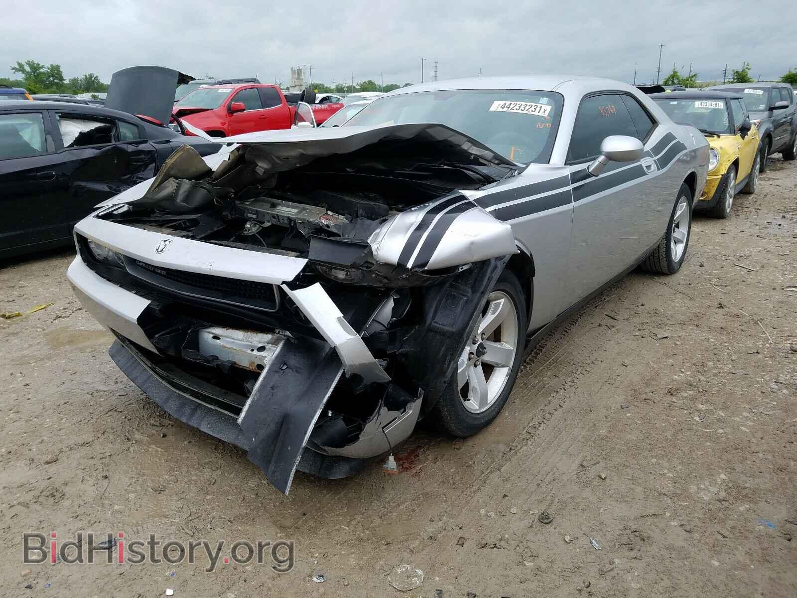 2010 DODGE CHALLENGER - VIN: 2B3CJ4DV1AH228692 - Фото 2