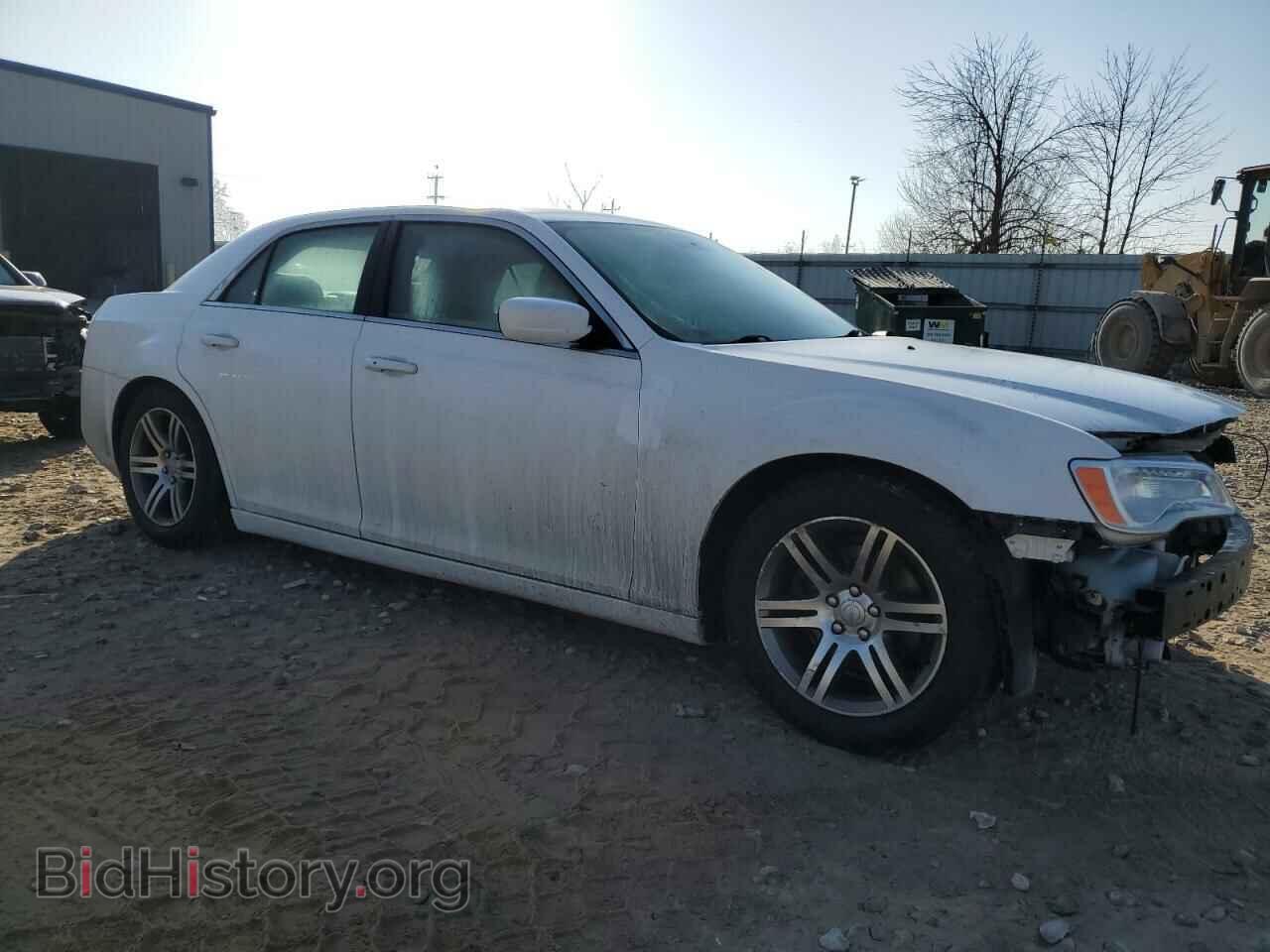 2014 CHRYSLER 300 - VIN: 2C3CCAAG4EH138430 - Фото 4