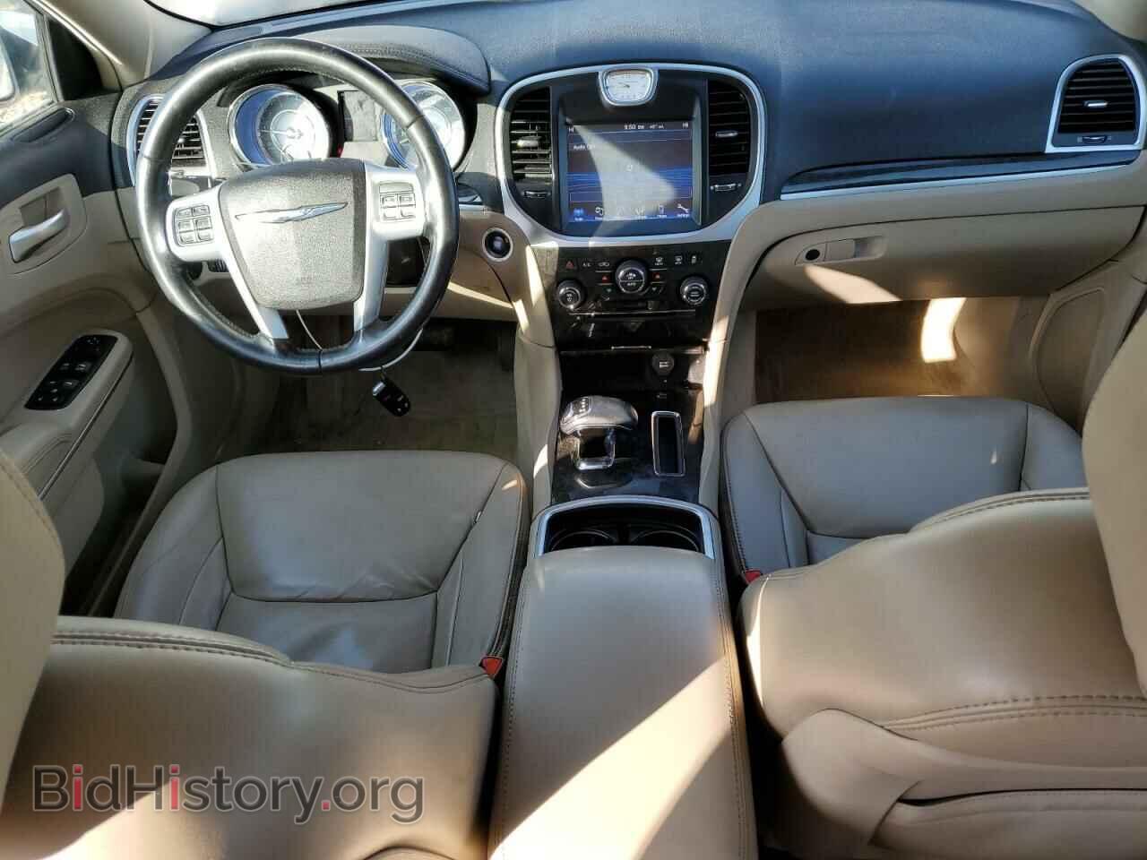 2014 CHRYSLER 300 - VIN: 2C3CCAAG4EH138430 - Фото 8