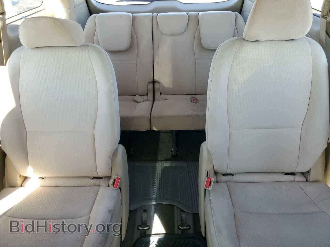 2016 KIA All Models - VIN: KNDMB5C19G6093671 - Фото 10
