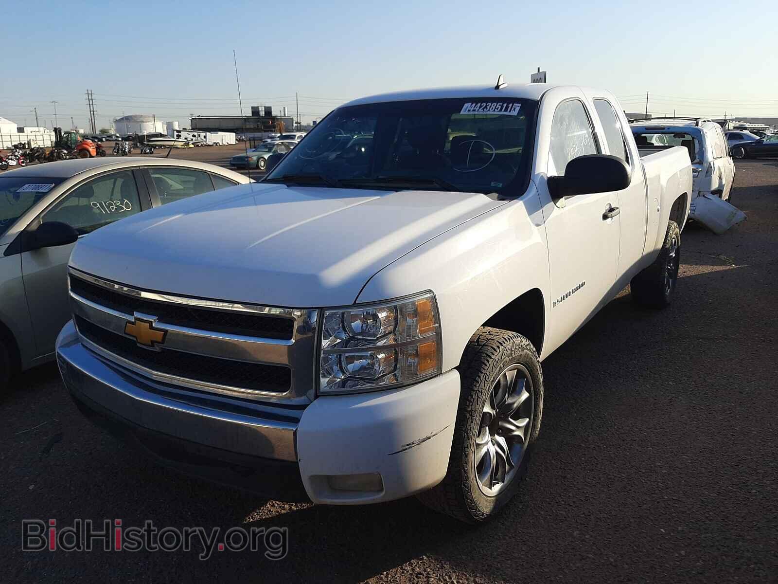 2008 CHEVROLET SILVERADO - VIN: 2GCEC19JX81265717 - Фото 2