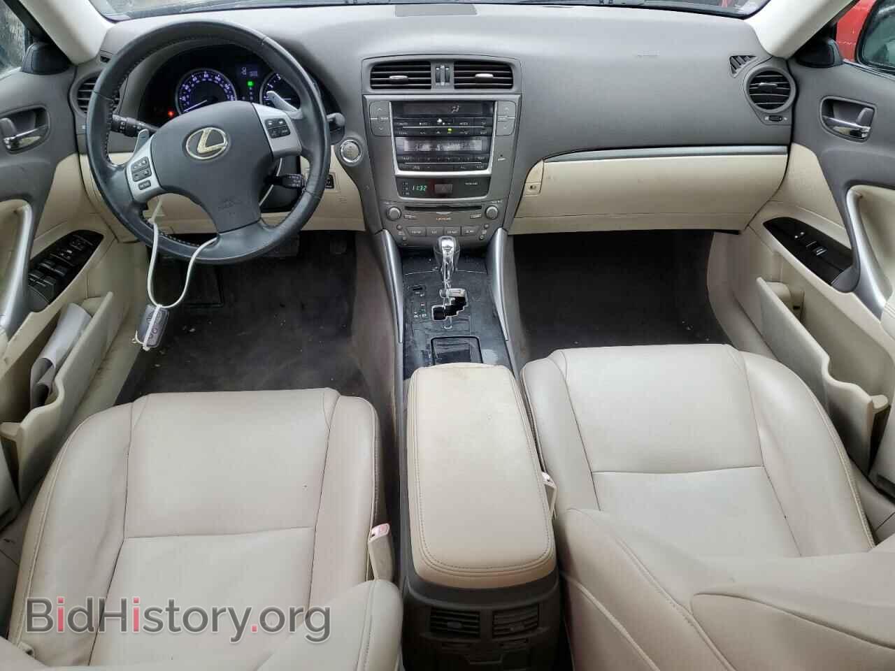 2011 LEXUS IS - VIN: JTHBF5C29B5138819 - Photo 8