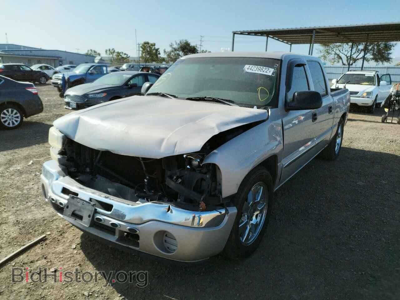 2007 GMC SIERRA - VIN: 2GTEC13V371131075 - Фото 2