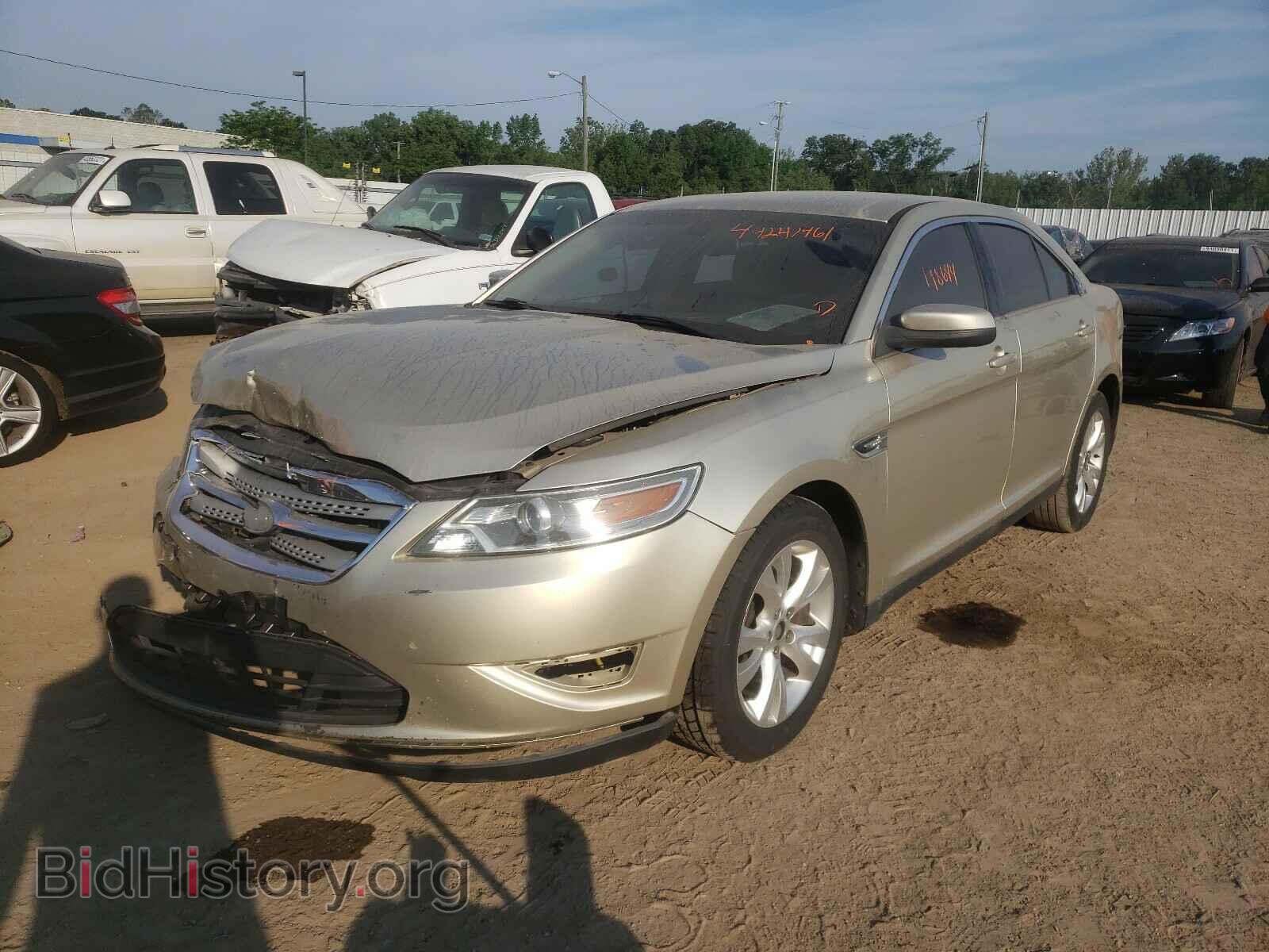 2010 FORD TAURUS - VIN: 1FAHP2EW2AG137253 - Photo 2