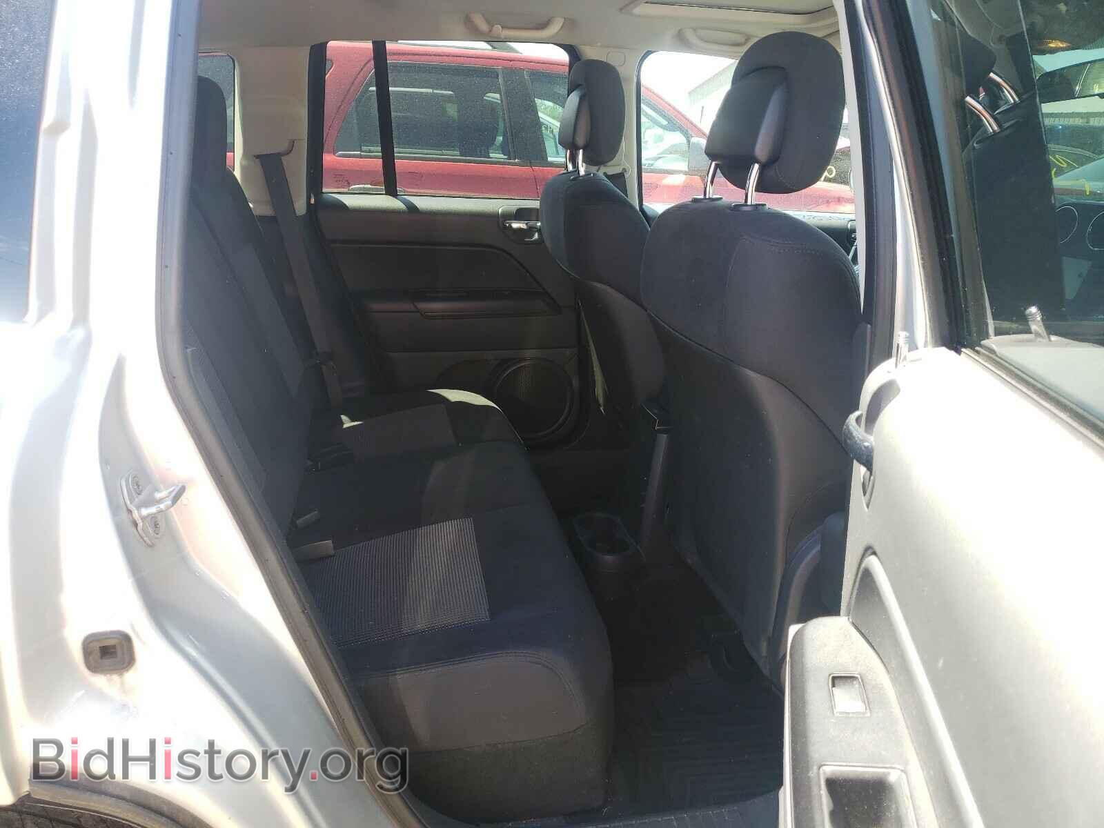 2011 JEEP COMPASS - VIN: 1J4NF1FB9BD259286 - Photo 6