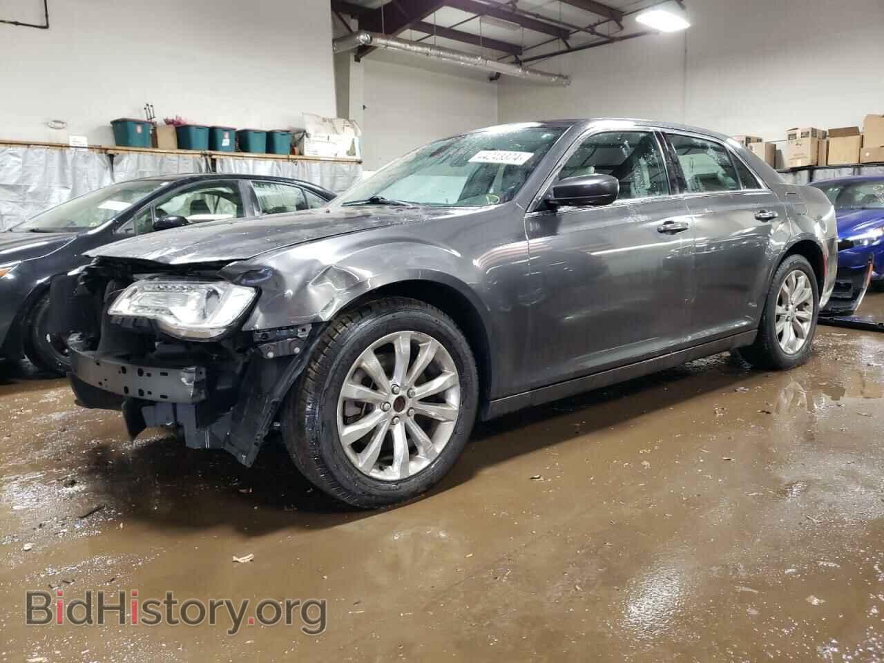 Фотография 2C3CCARG3HH521929 - CHRYSLER 300 2017