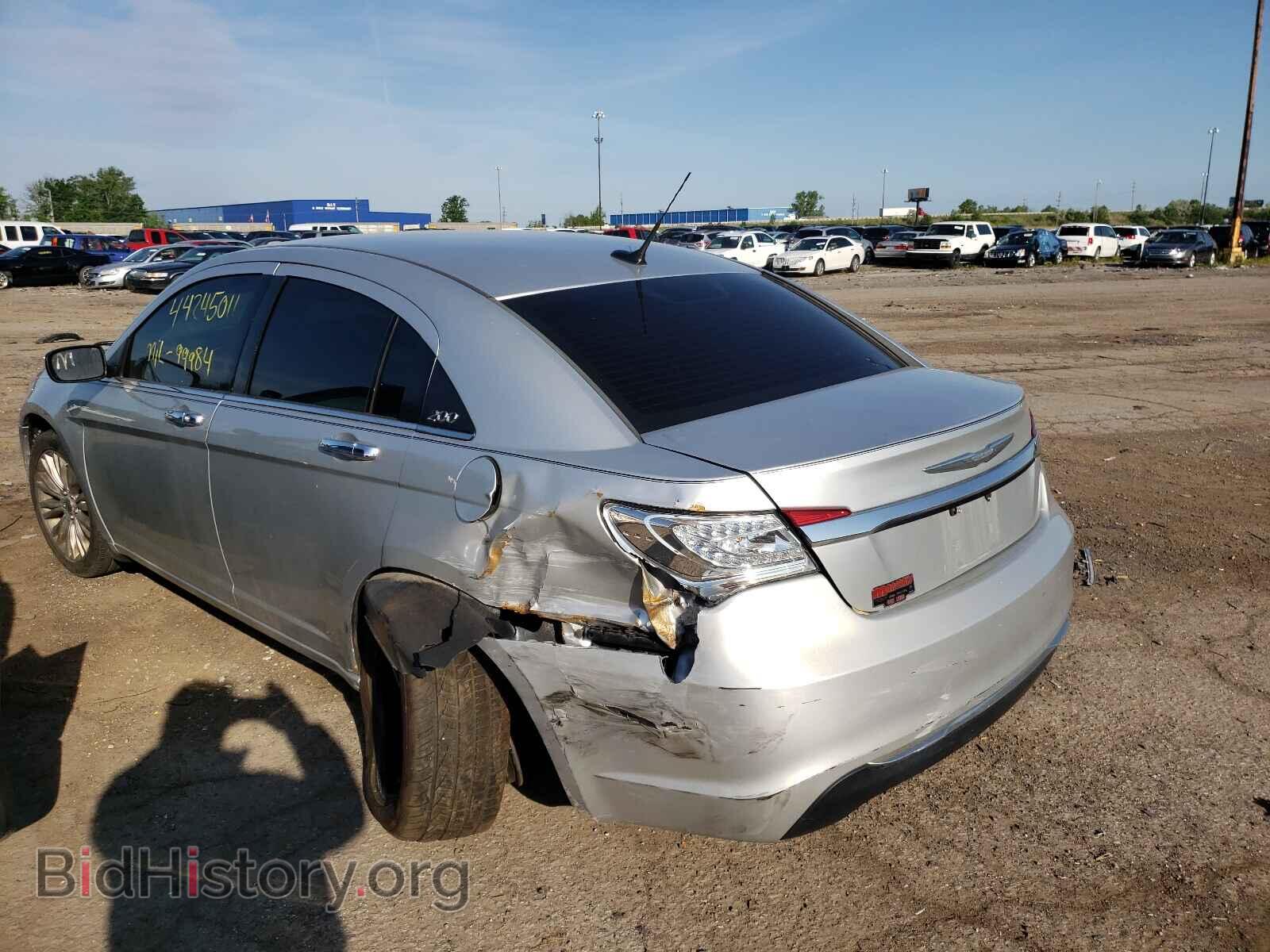 2011 CHRYSLER 200 - VIN: 1C3BC2FB8BN500969 - Фото 3