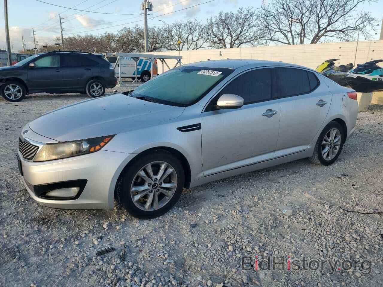 Photo KNAGN4A7XB5081773 - KIA OPTIMA 2011