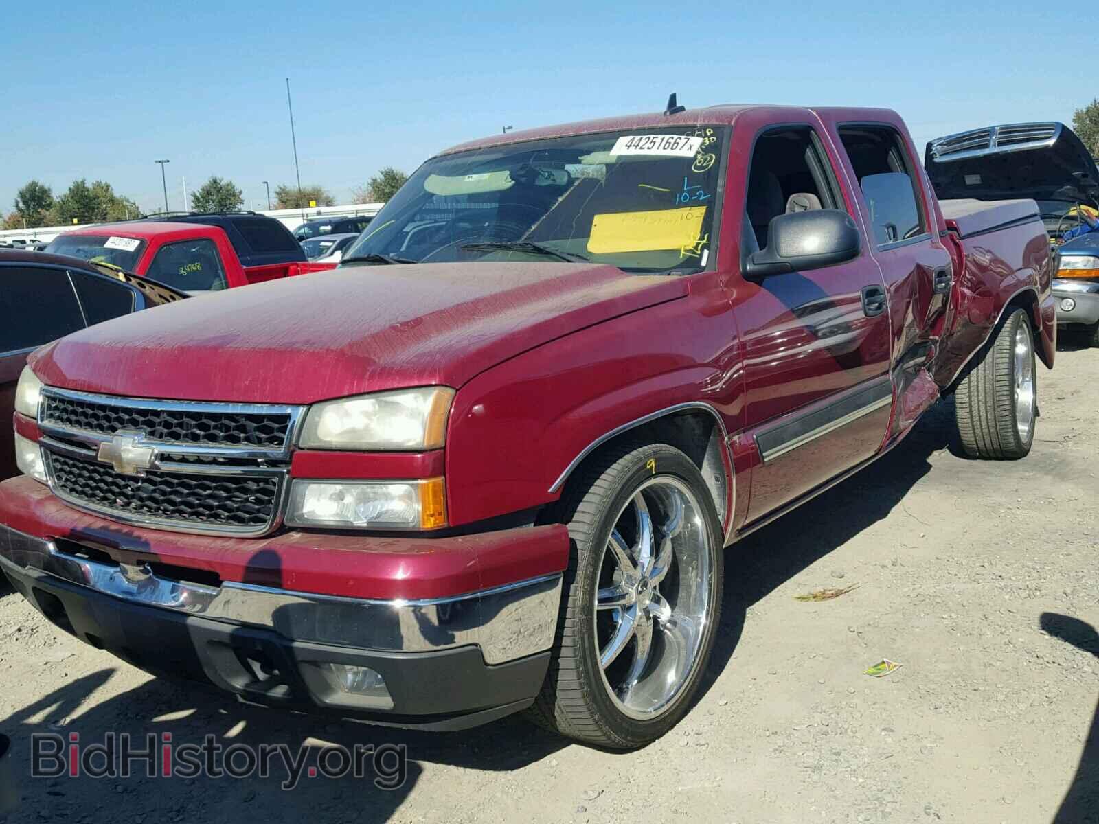 2006 CHEVROLET SILVERADO - VIN: 2GCEC13Z561302202 - Фото 2