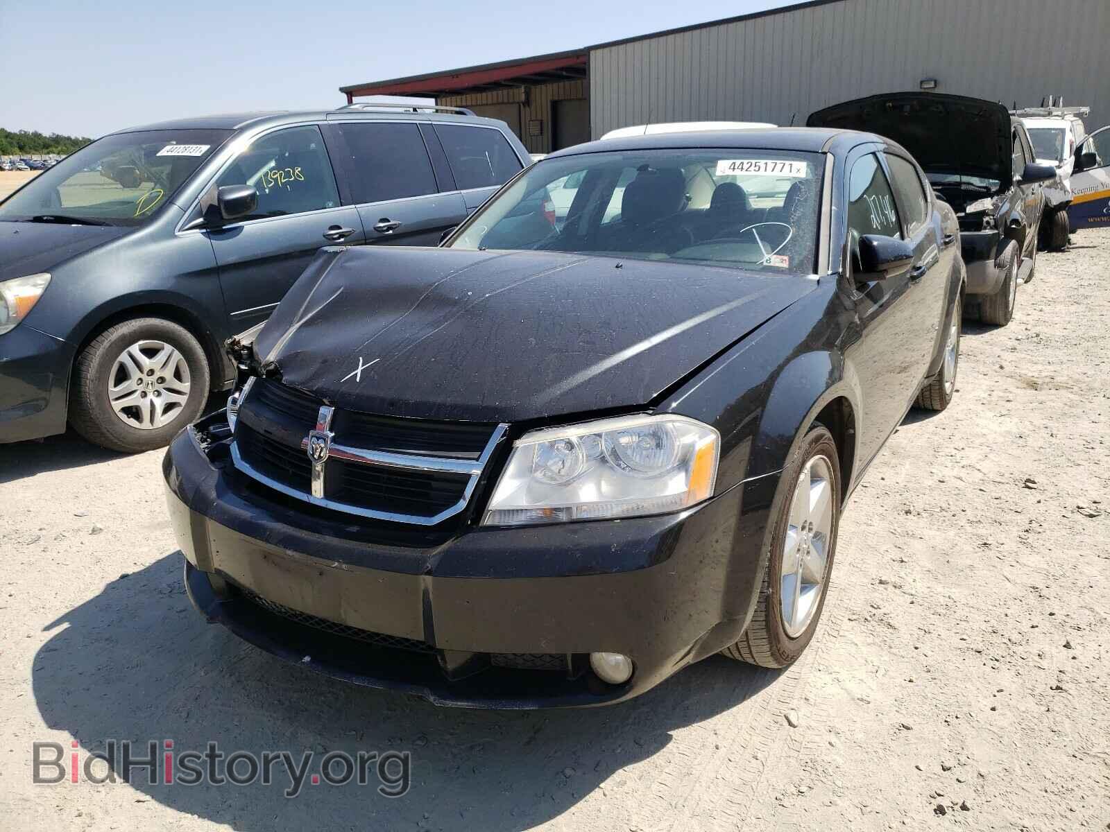 2010 DODGE AVENGER - VIN: 1B3CC5FVXAN204105 - Photo 2
