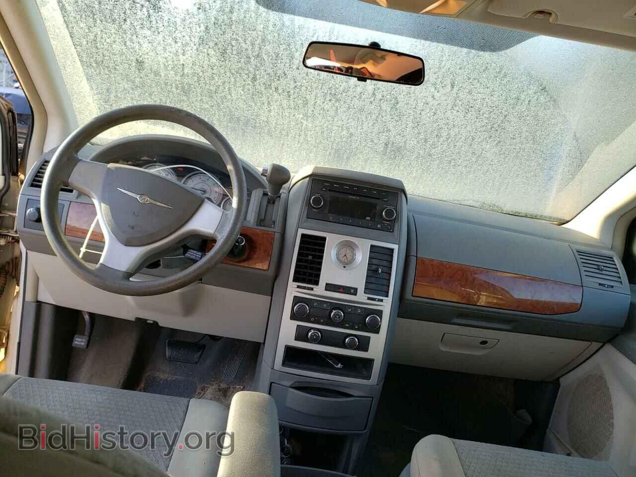 2009 CHRYSLER MINIVAN - VIN: 2A8HR44E19R502260 - Фото 8