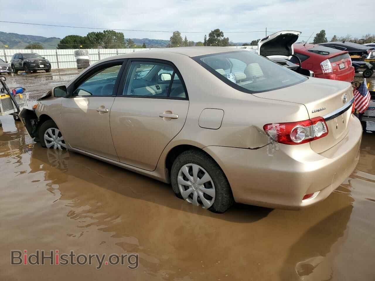 2011 TOYOTA COROLLA - VIN: 2T1BU4EE4BC713565 - Фото 2