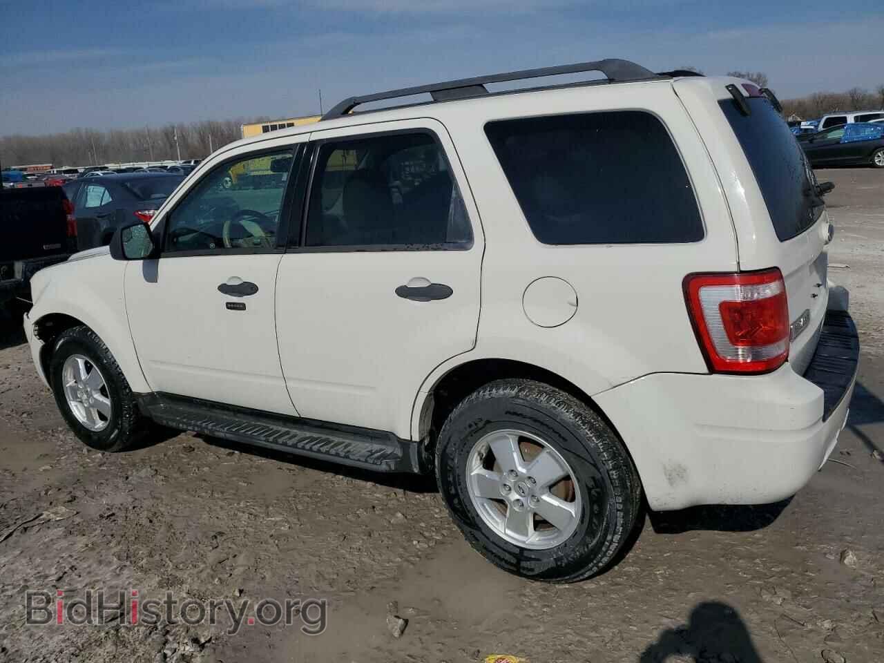 2012 FORD ESCAPE - VIN: 1FMCU0D70CKB82120 - Фото 2