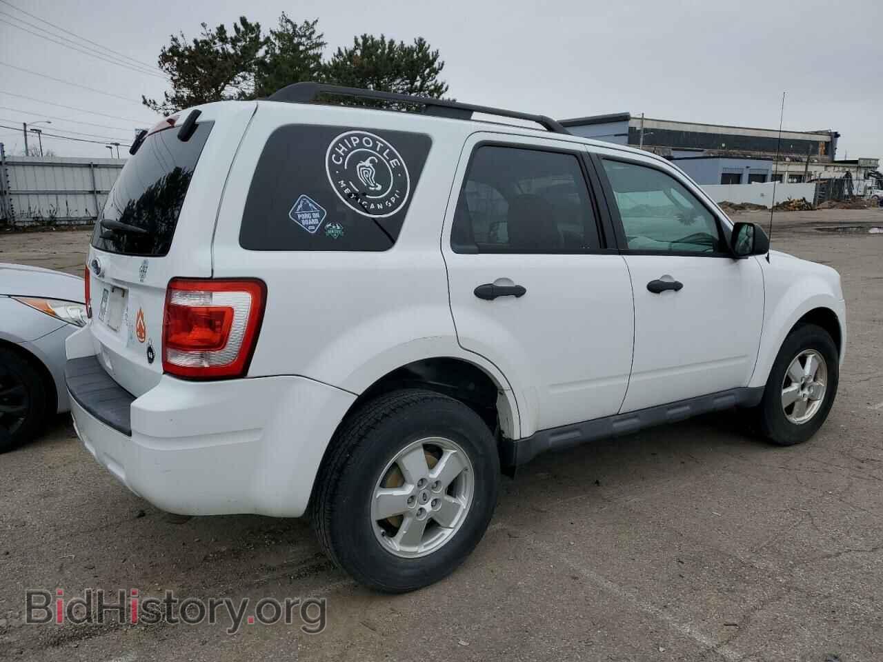 2011 FORD ESCAPE - VIN: 1FMCU0D70BKC13087 - Photo 3
