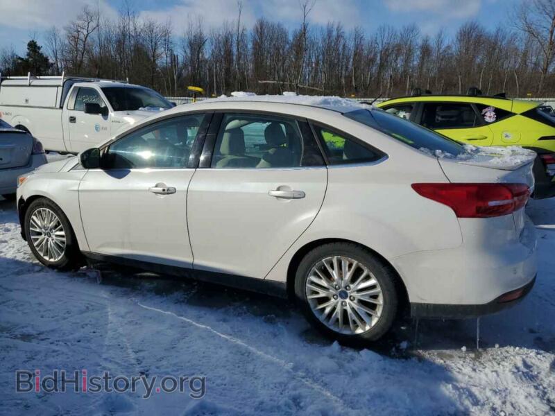 2015 Ford FOCUS (VIN 1FADP3J26FL370199) — фото 2 из 12