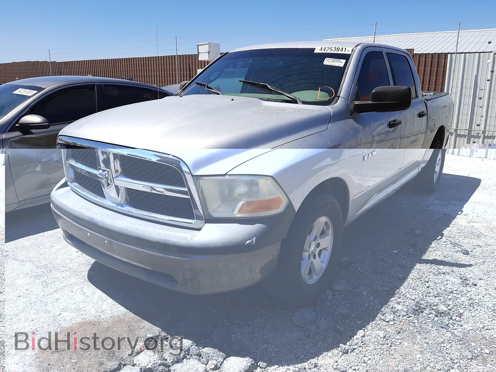 2010 DODGE RAM 1500 - VIN: 1D7RB1CP7AS178676 - Фото 2