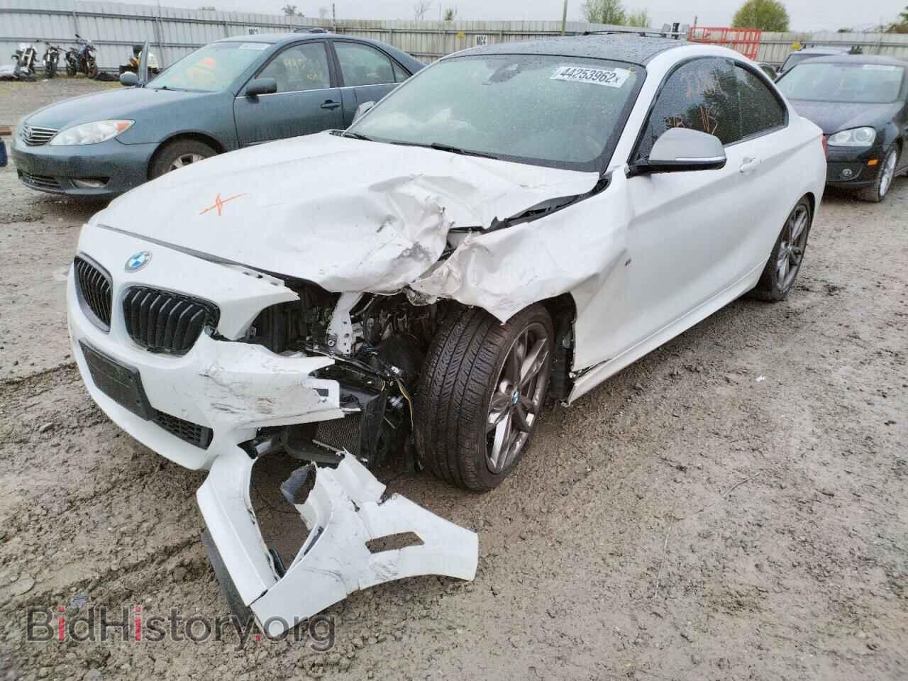 2017 BMW M2 - VIN: WBA2G1C59HV638888 - Фото 2