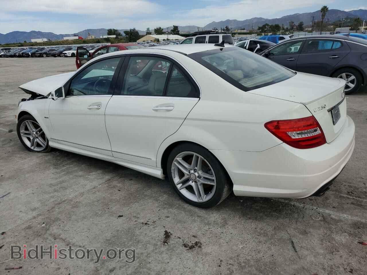 2012 MERCEDES-BENZ C-CLASS - VIN: WDDGF4HB7CR191349 - Фото 2