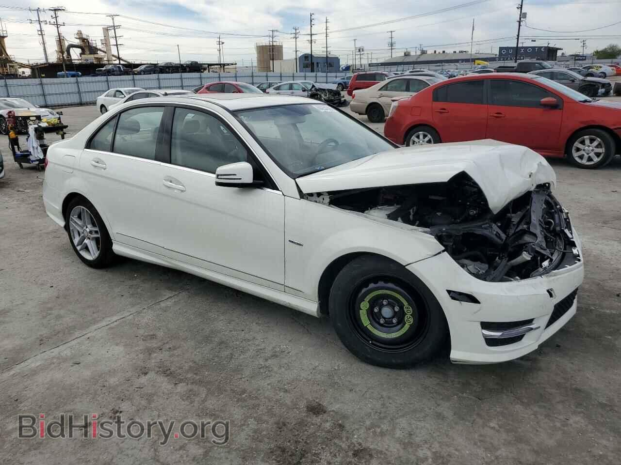 2012 MERCEDES-BENZ C-CLASS - VIN: WDDGF4HB7CR191349 - Фото 4