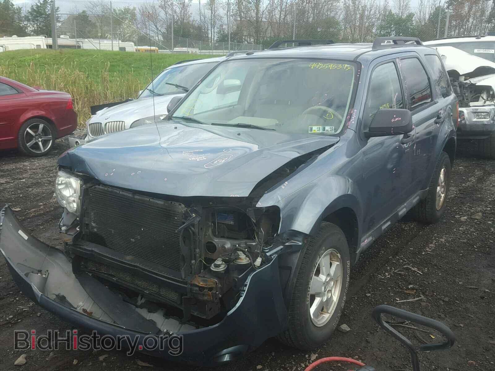 2011 FORD ESCAPE - VIN: 1FMCU0DG6BKA03450 - Фото 2