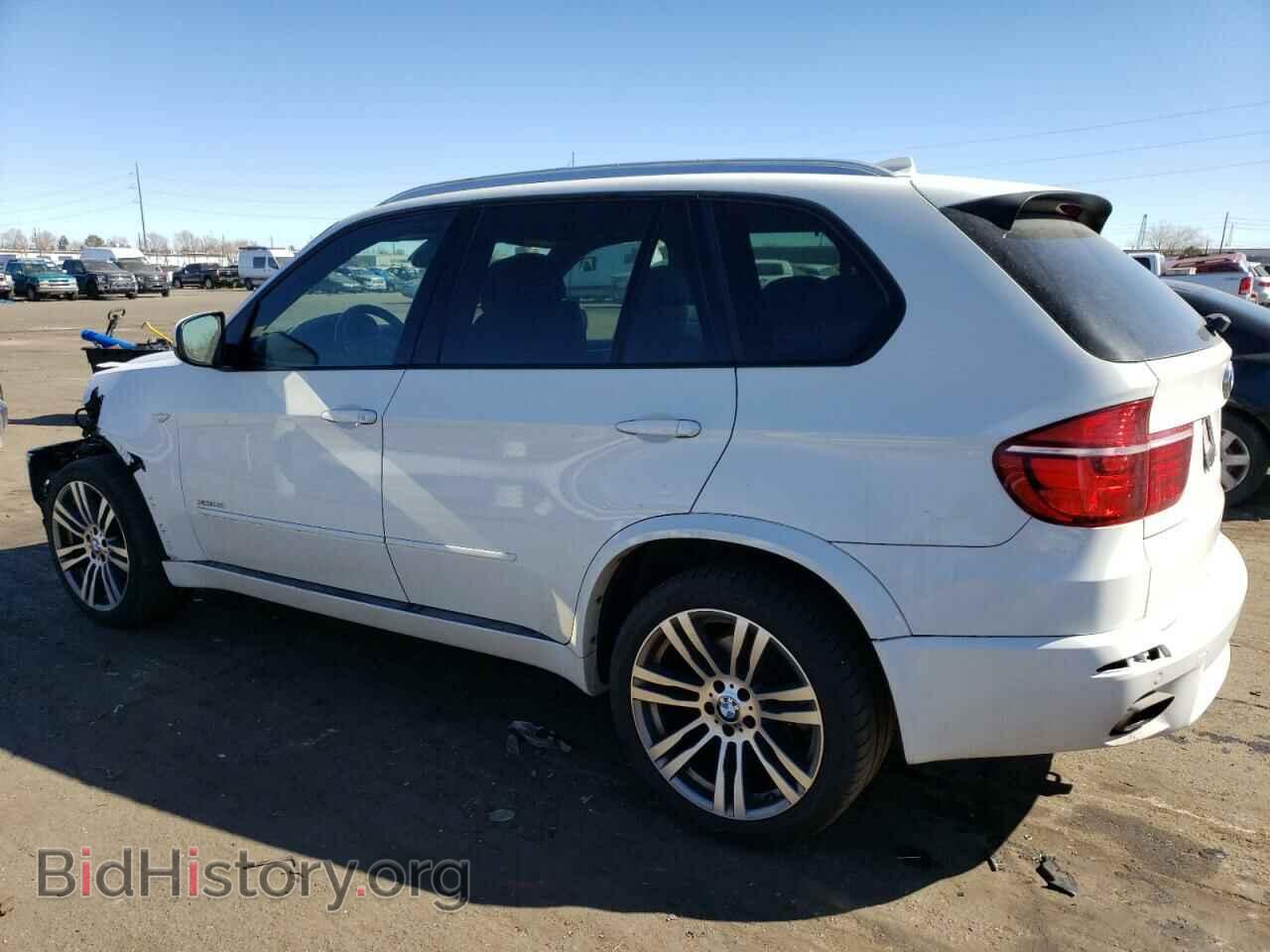 2013 BMW X5 - VIN: 5UXZV4C54D0E03042 - Фото 2