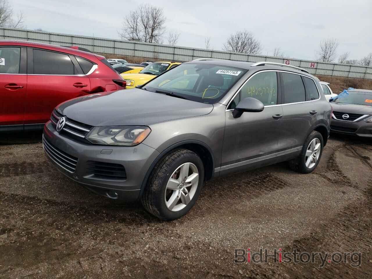 Photo WVGFF9BP3CD004009 - VOLKSWAGEN TOUAREG 2012