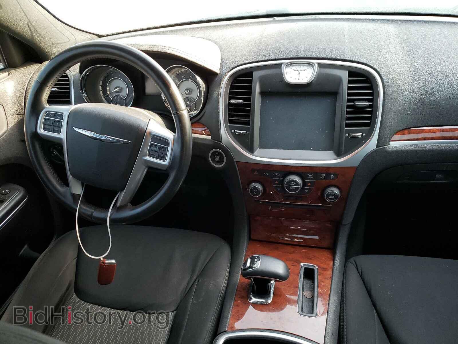2012 CHRYSLER 300 - VIN: 2C3CCAAG0CH289164 - Фото 9