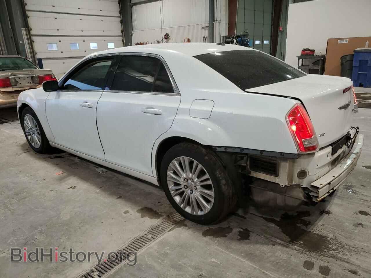 2014 CHRYSLER 300 - VIN: 2C3CCARG3EH139105 - Photo 2