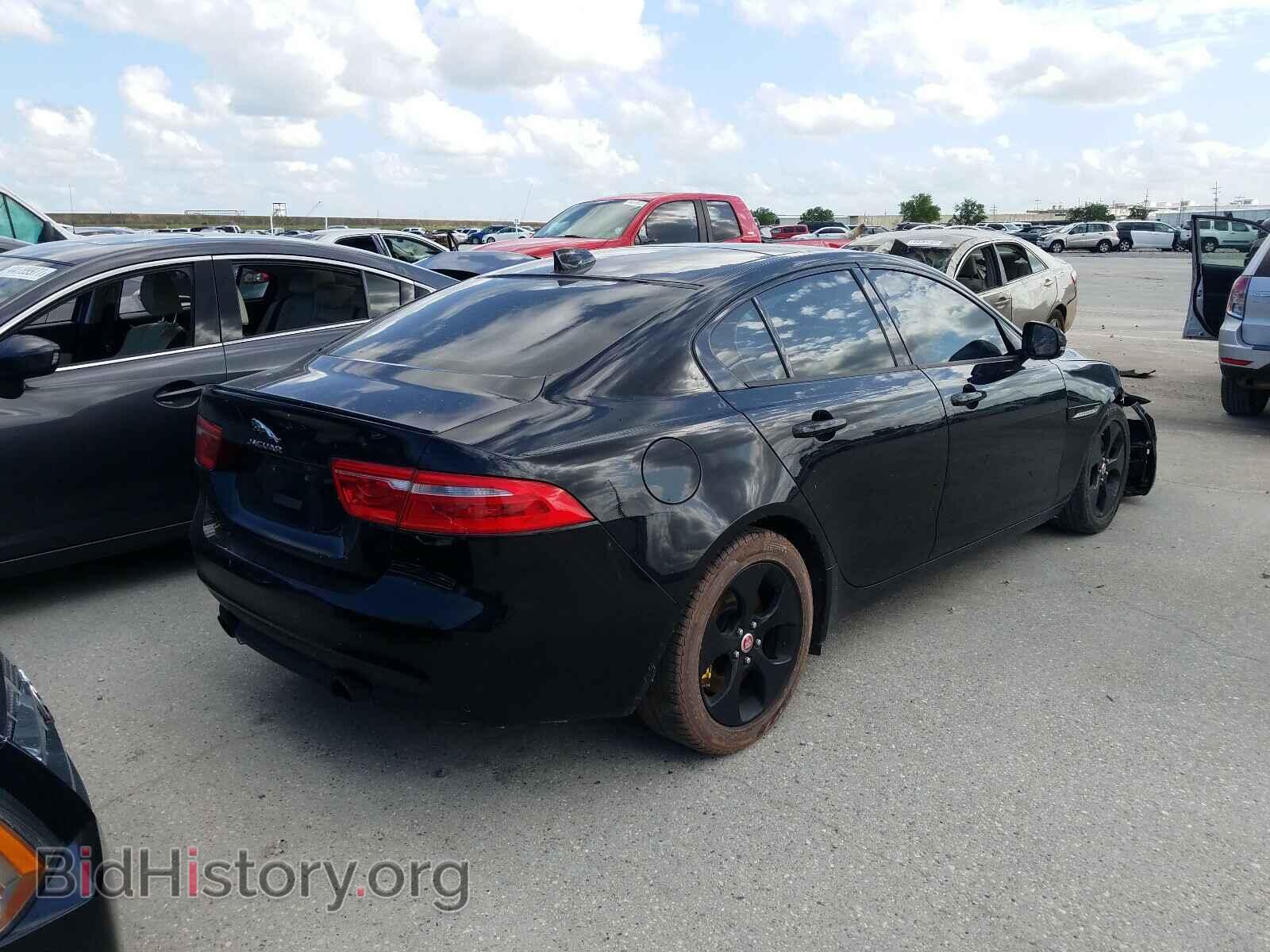 2017 JAGUAR XE - VIN: SAJAR4BG0HA973866 - Фото 4
