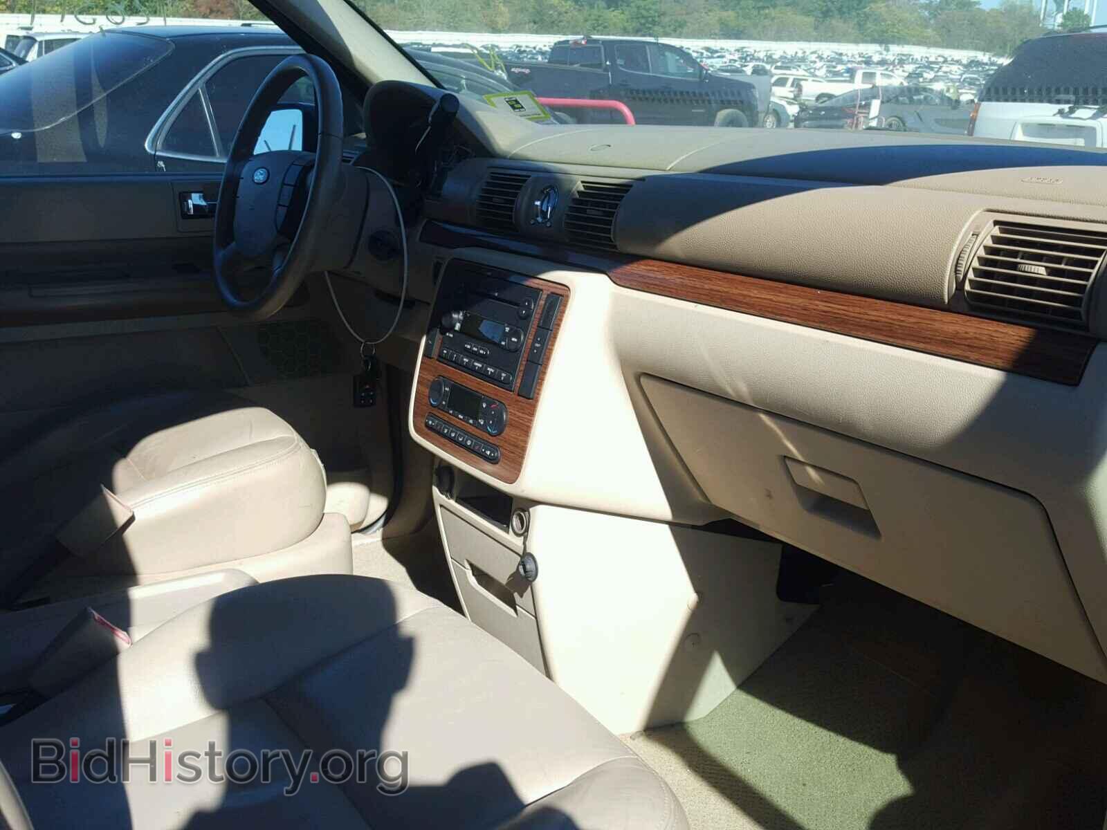 2004 FORD FREESTAR - VIN: 2FMDA58274BA85971 - Фото 5