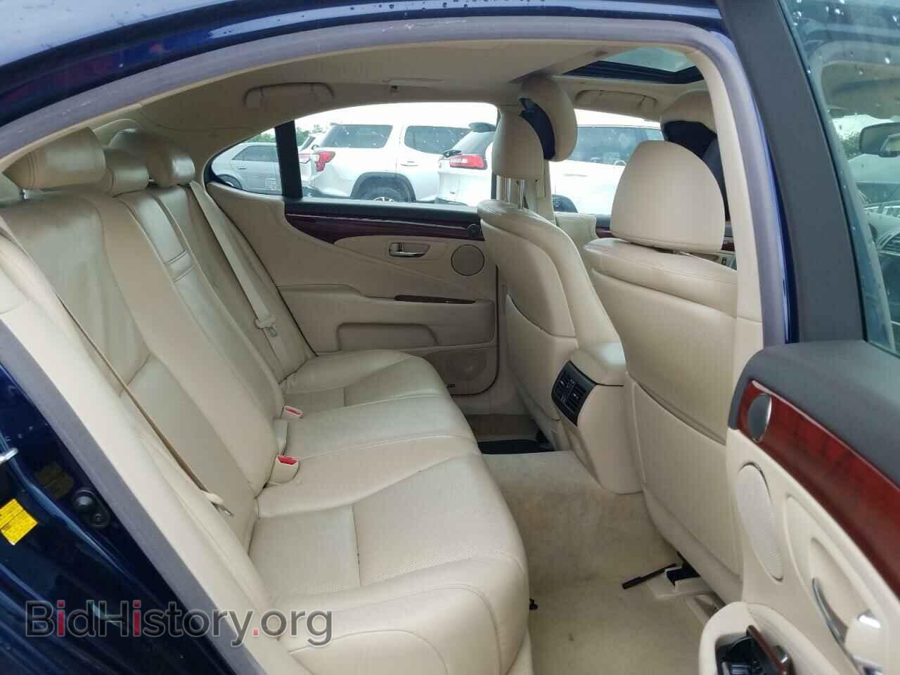 2012 LEXUS LS460 - VIN: JTHBL5EF6C5110132 - Photo 6