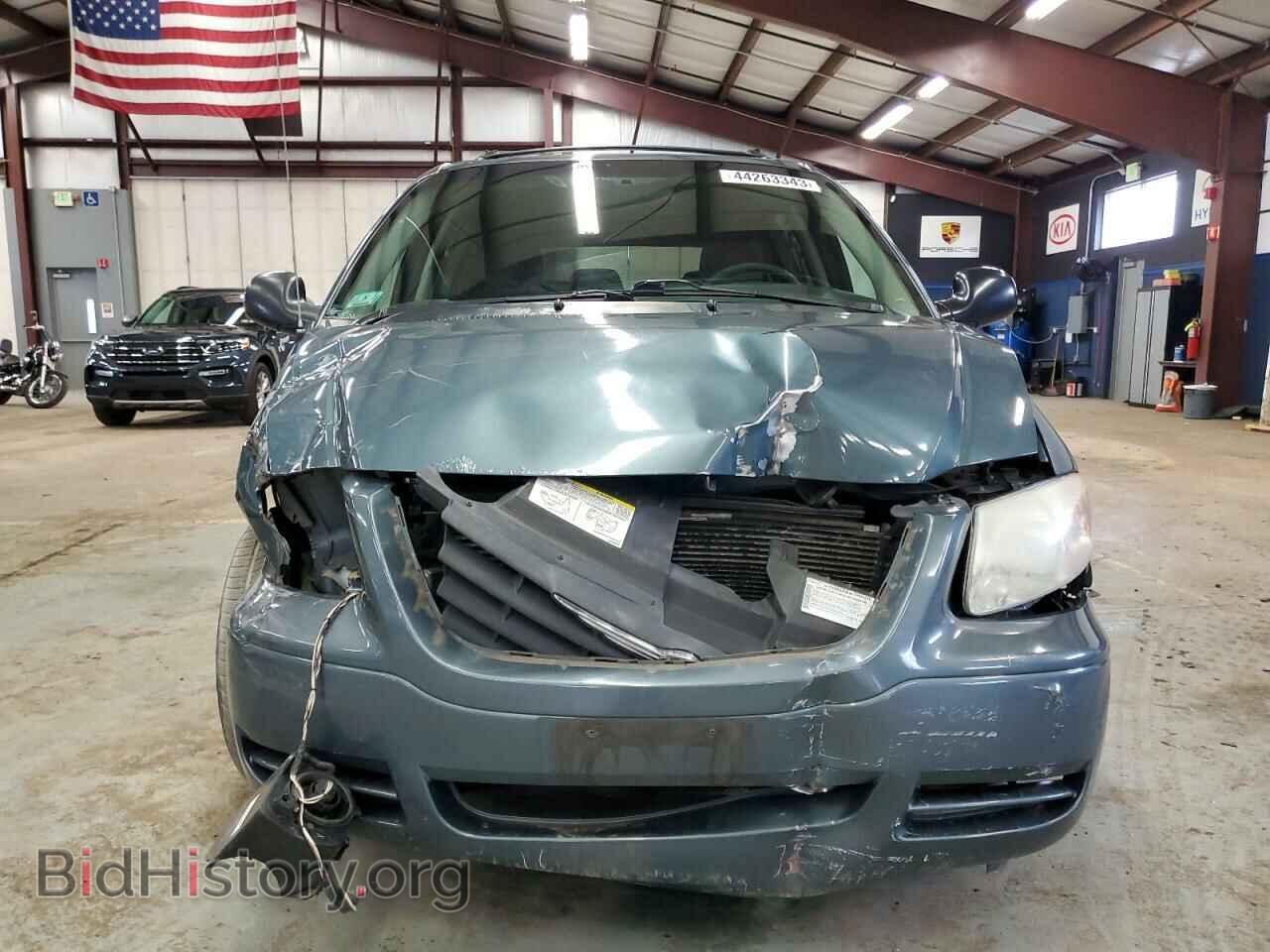 2006 CHRYSLER MINIVAN - VIN: 1A4GP45R96B548983 - Фото 5