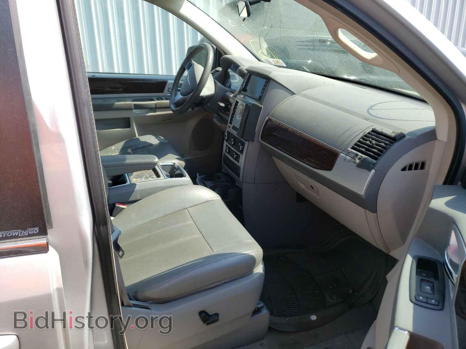 2010 CHRYSLER MINIVAN - VIN: 2A4RR5D10AR116801 - Фото 5