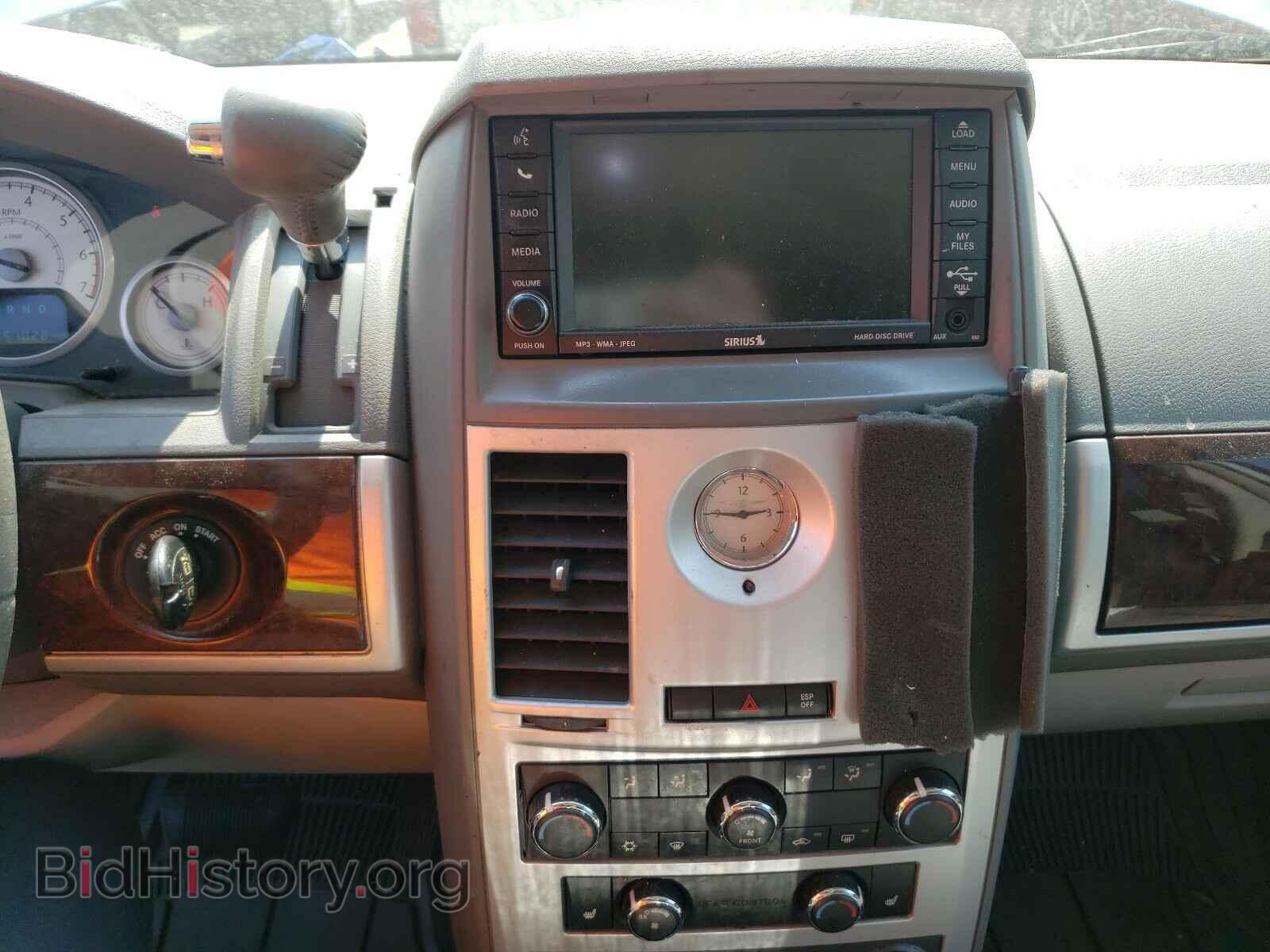 2010 CHRYSLER MINIVAN - VIN: 2A4RR5D10AR116801 - Фото 9