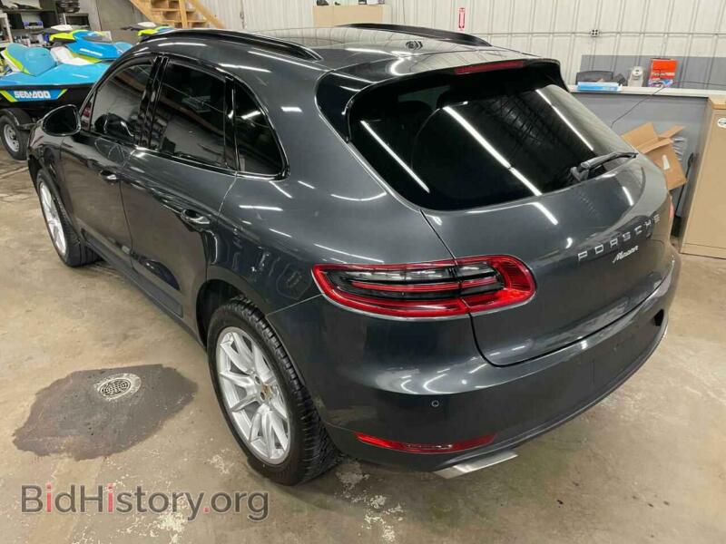 2017 Porsche MACAN (VIN WP1AA2A56HLB03133) — фото 3 из 10