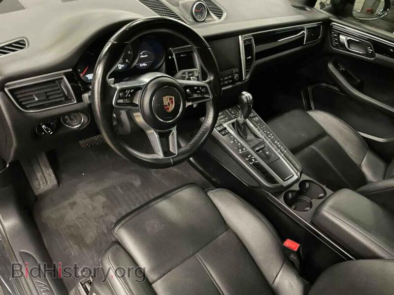2017 Porsche MACAN (VIN WP1AA2A56HLB03133) — фото 9 из 10