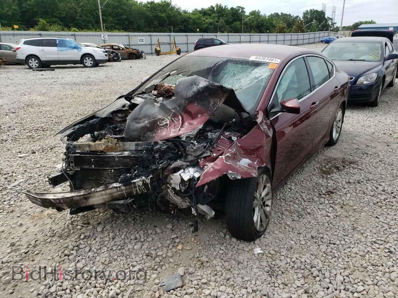 2015 CHRYSLER 200 - VIN: 1C3CCCAB8FN701438 - Фото 2