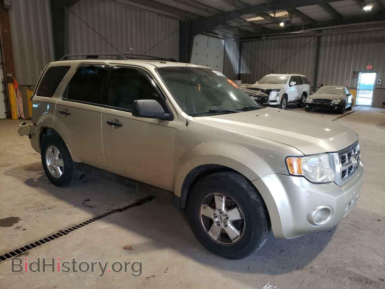 2011 FORD ESCAPE - VIN: 1FMCU9DG6BKA13349 - Фото 4