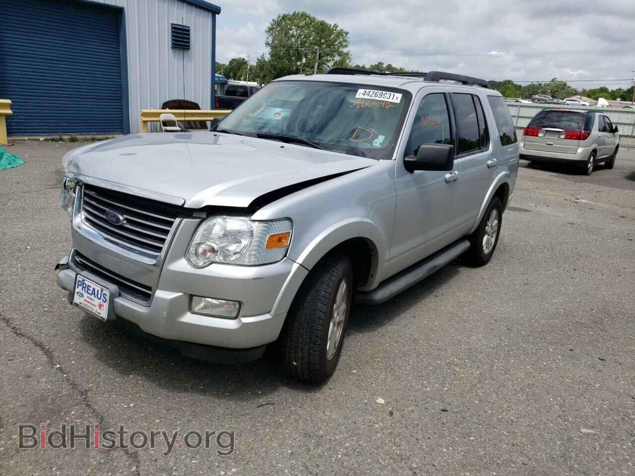 2010 FORD EXPLORER - VIN: 1FMEU6DE7AUA66442 - Фото 2