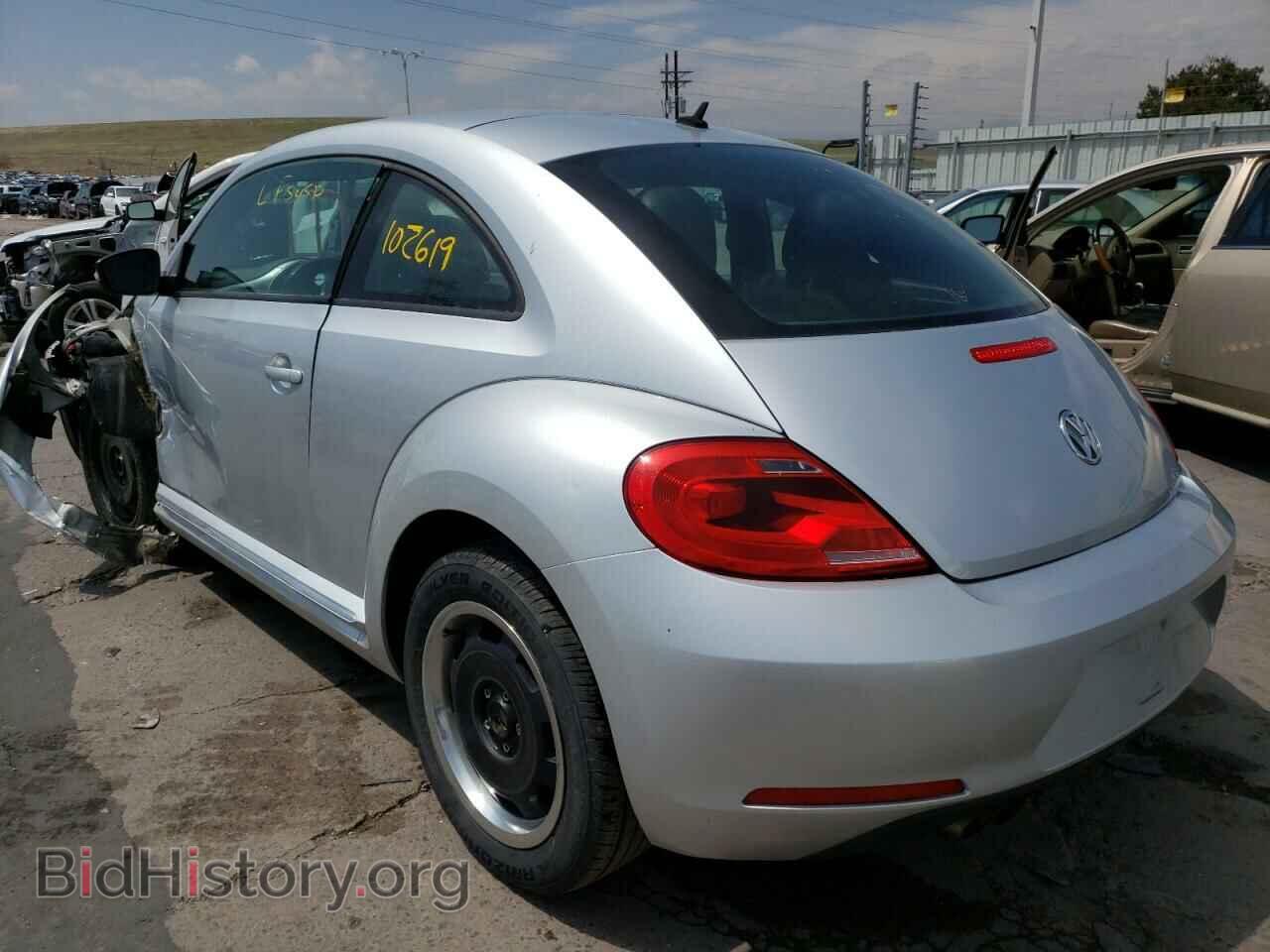 2012 VOLKSWAGEN BEETLE - VIN: 3VWJP7AT9CM601326 - Фото 3
