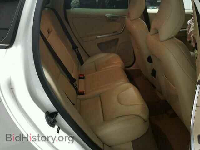 2010 VOLVO XC60 - VIN: YV4982DL4A2103473 - Photo 6