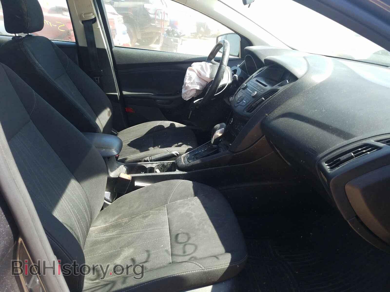2017 FORD FOCUS - VIN: 1FADP3F28HL212247 - Photo 5