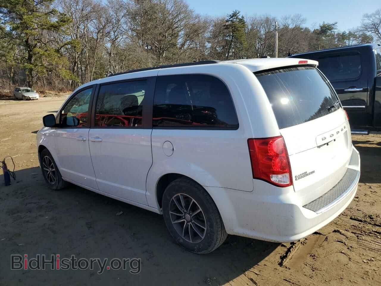 2018 DODGE CARAVAN - VIN: 2C4RDGEG1JR325385 - Фото 2