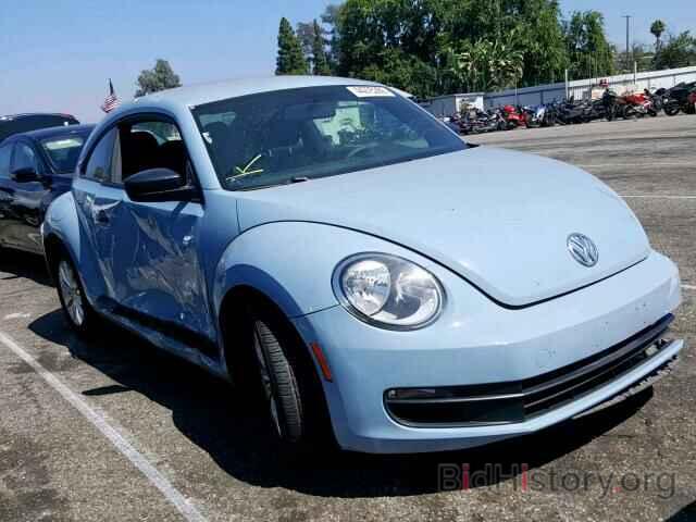 Photo 3VWF17AT6FM649961 - VOLKSWAGEN BEETLE 2015